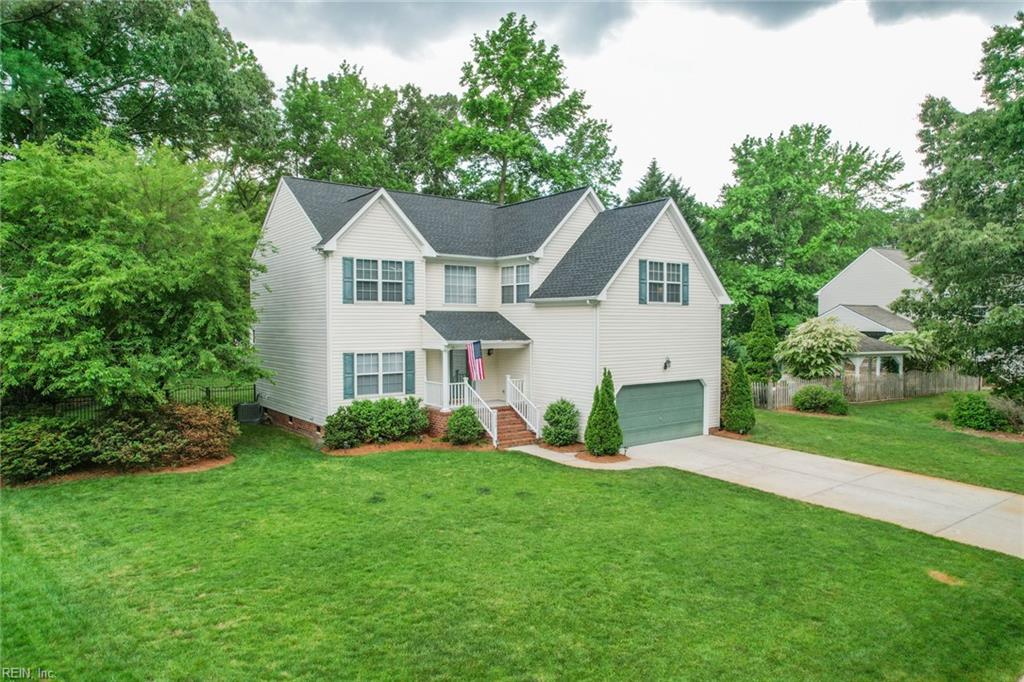 1313 Crosswood LN