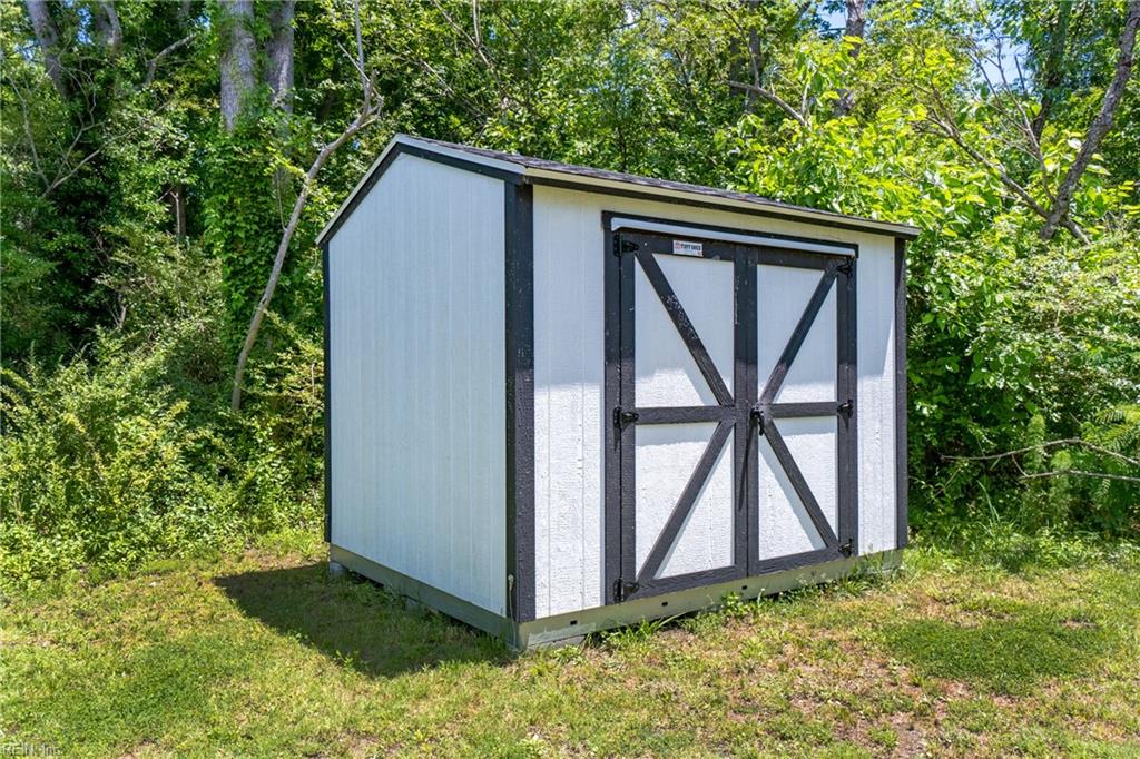 701 Gallbush RD