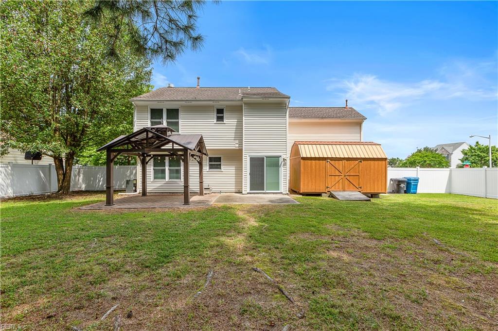 3917 Larchwood DR