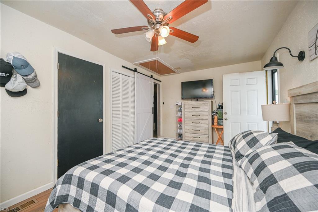1401 Anne AVE
