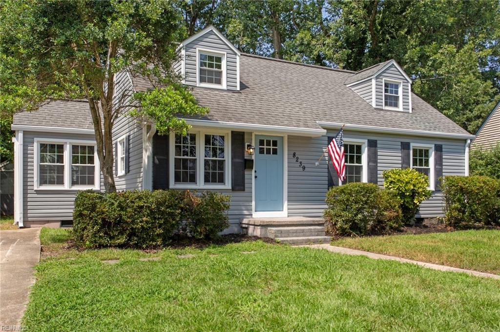 8239 Briarwood Cir