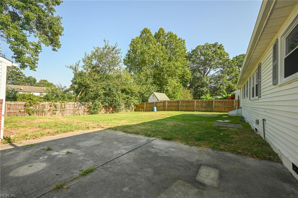 8020 Wedgewood DR