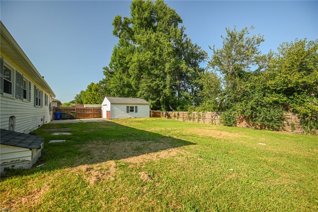 8020 Wedgewood DR