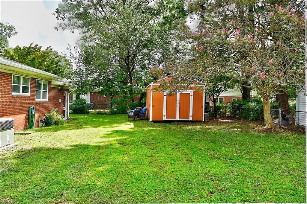 3349 Ridgefield DR