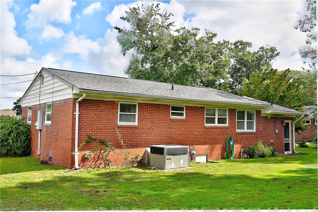 3349 Ridgefield DR
