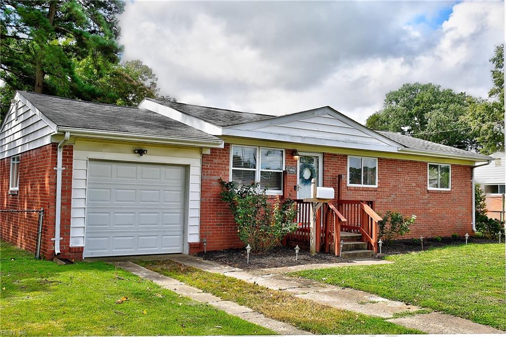 3349 Ridgefield DR