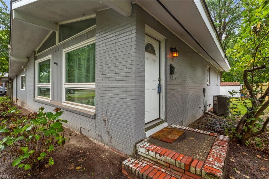 266 Eastwood DR