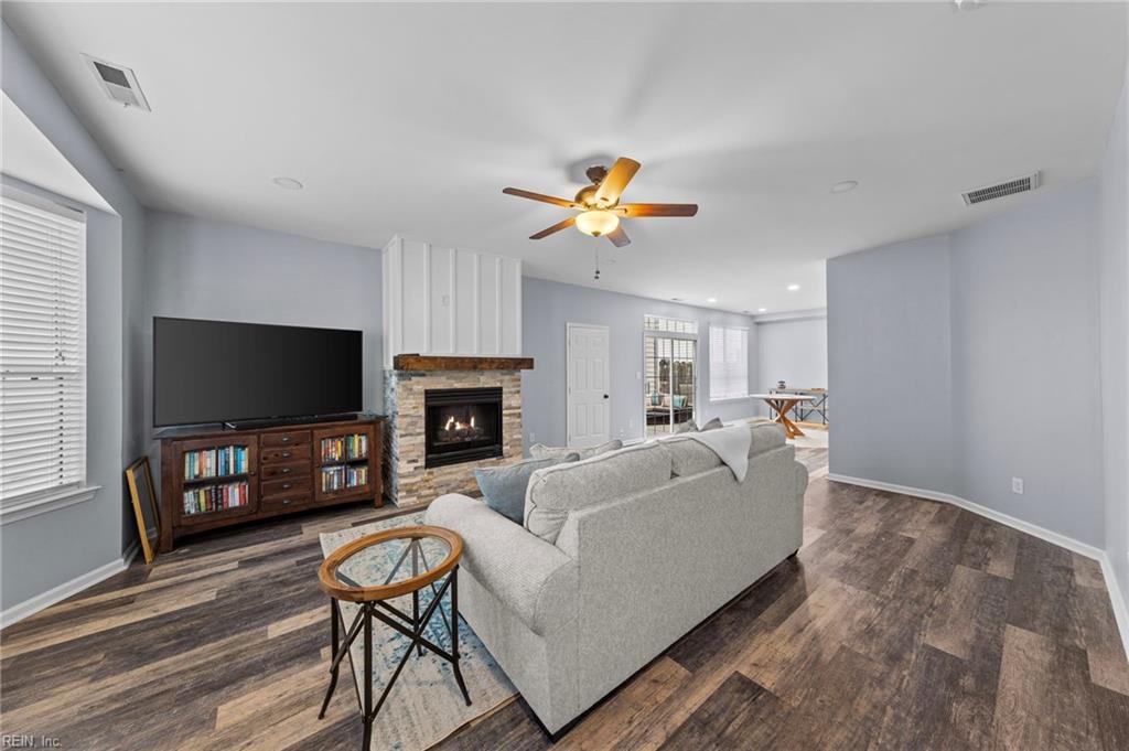1804 Staple Inn DR