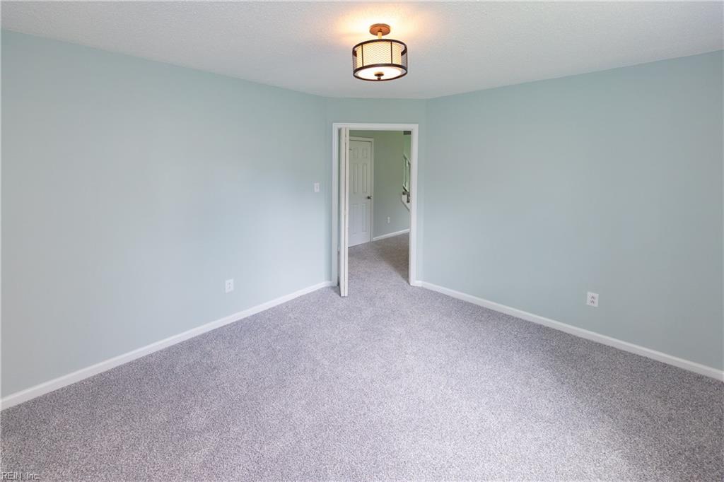2108 Singer CT