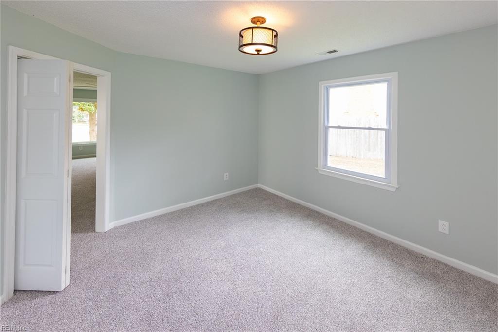2108 Singer CT