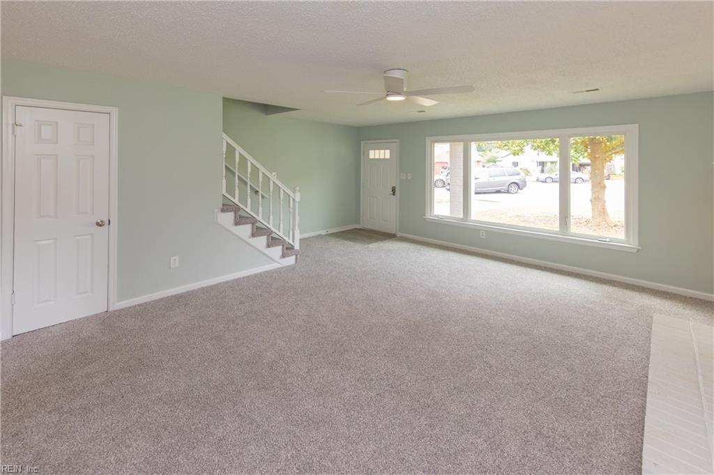 2108 Singer CT