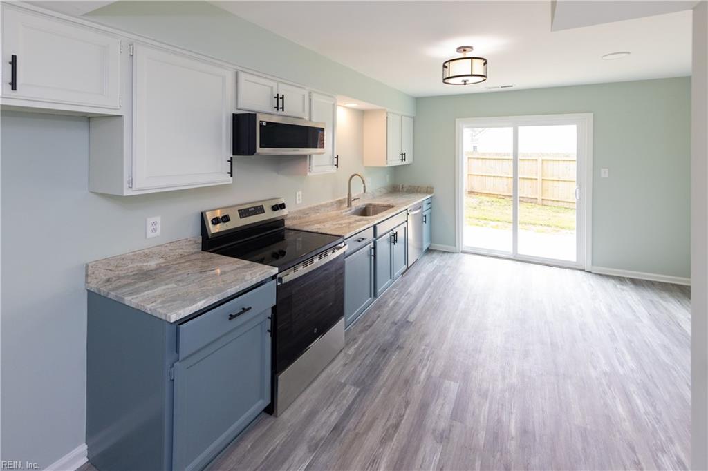 2108 Singer CT