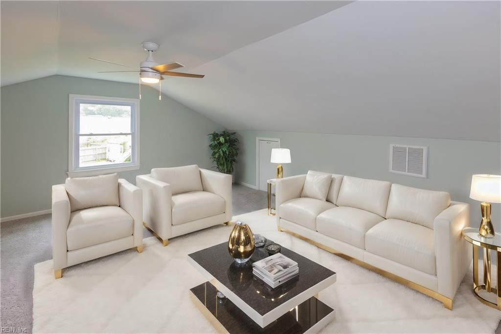 2108 Singer CT