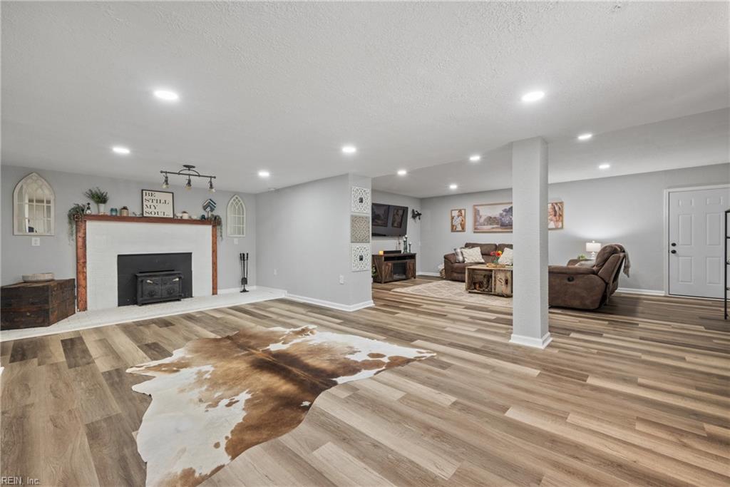 26 Routten RD