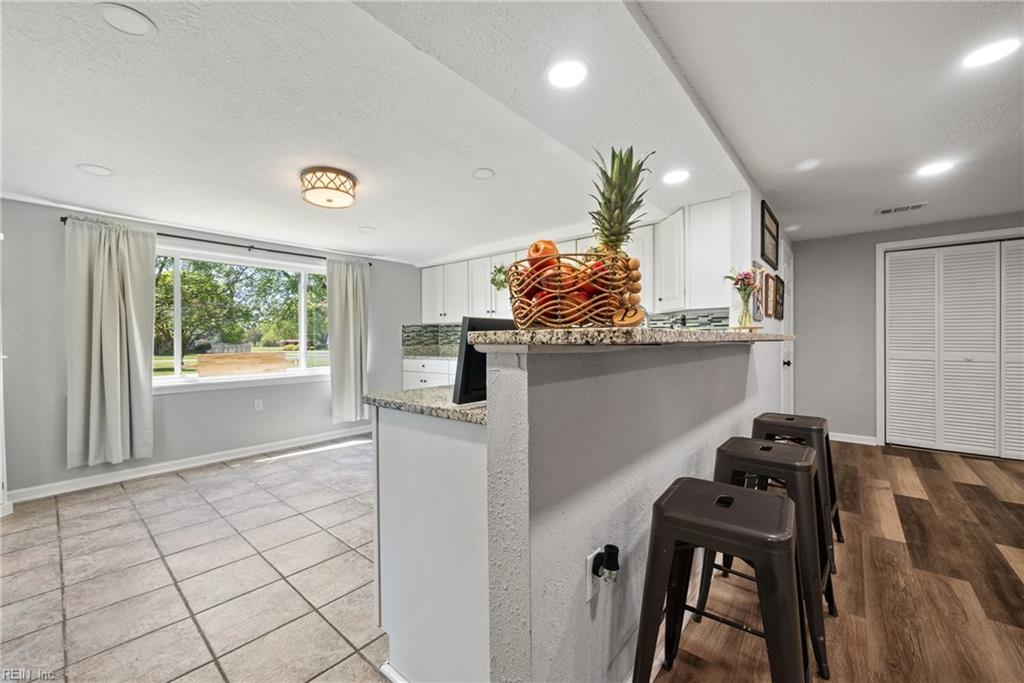 26 Routten RD