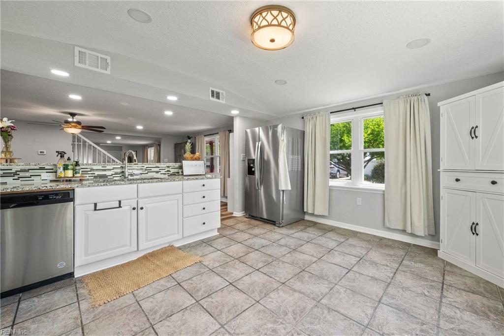 26 Routten RD