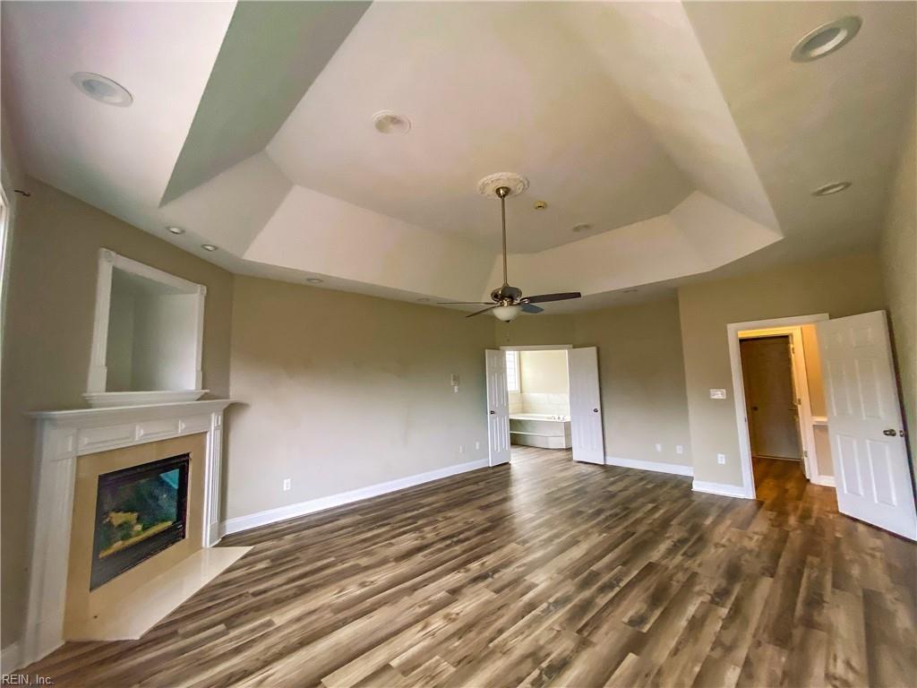 1508 Crystal Lake DR