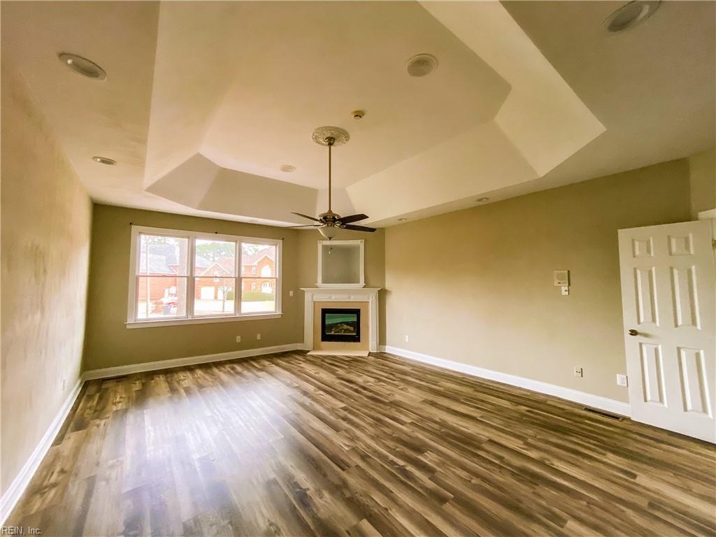 1508 Crystal Lake DR