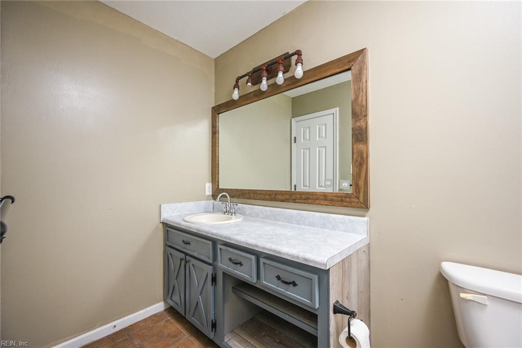 114 Kincaid LN