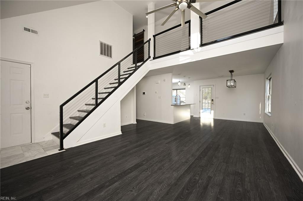 114 Kincaid LN