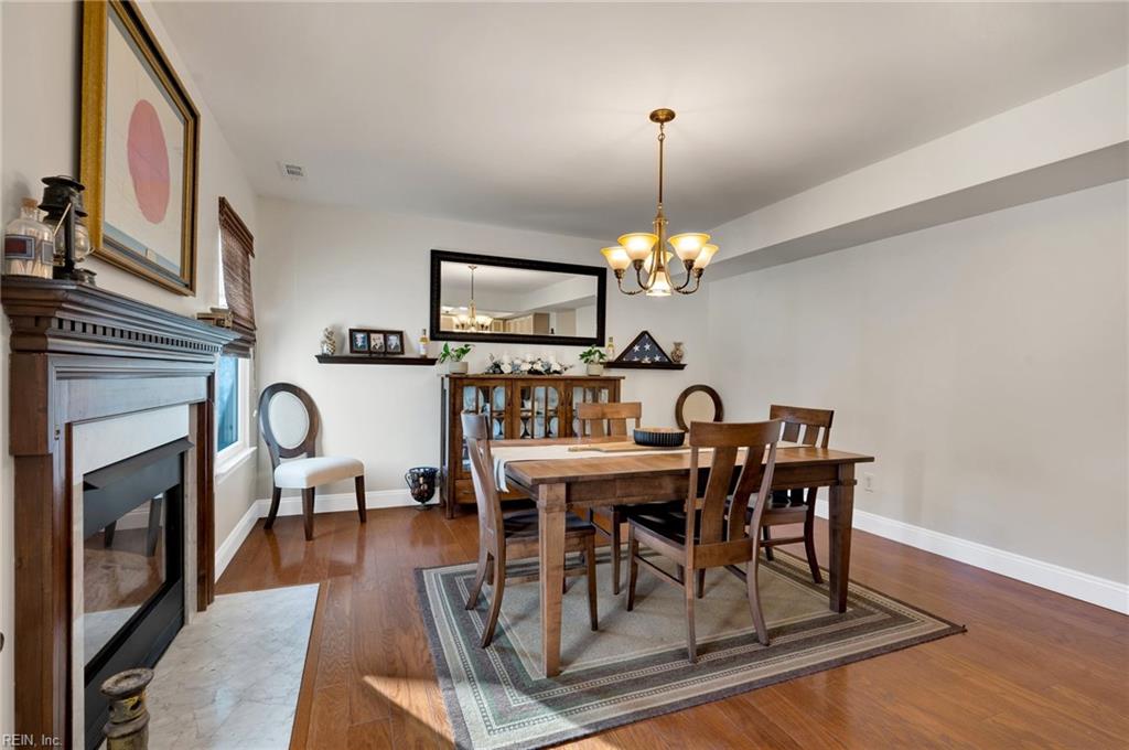 5909 Chain Bridge RD