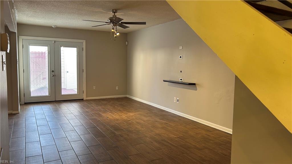 1315 Glyndon DR