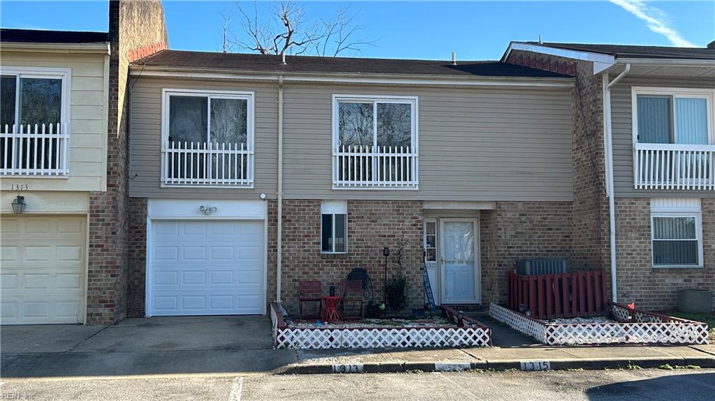1315 Glyndon DR