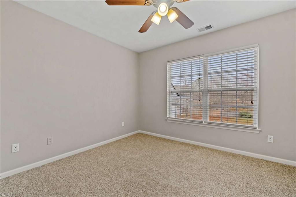 533 Fair Oak DR