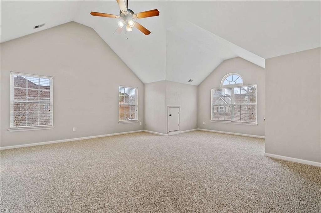 533 Fair Oak DR