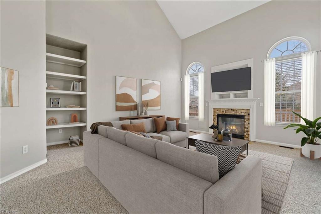 533 Fair Oak DR