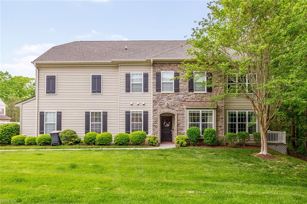 2402 James River TRL