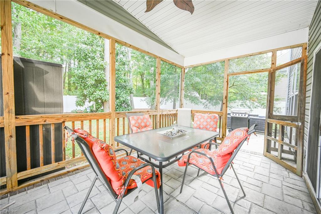 108 Foster RD