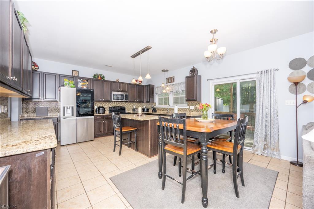 108 Foster RD