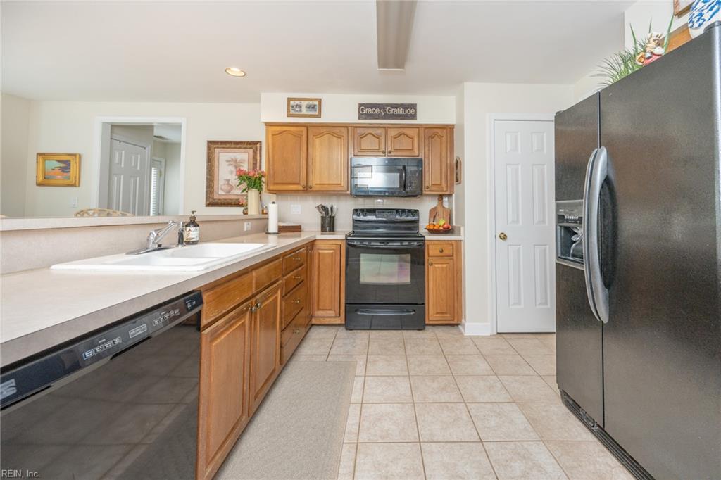 2348 Upper Greens PL