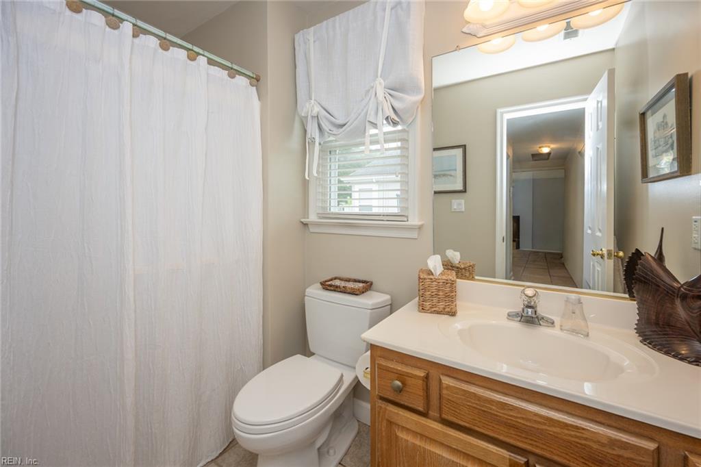 2348 Upper Greens PL