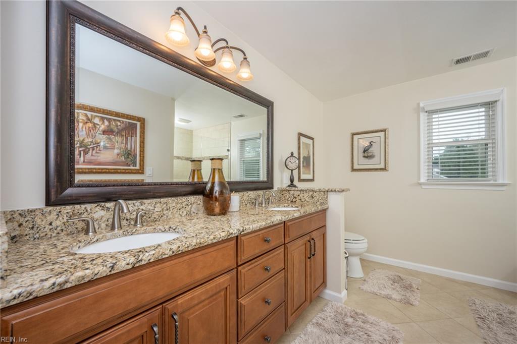 2348 Upper Greens PL