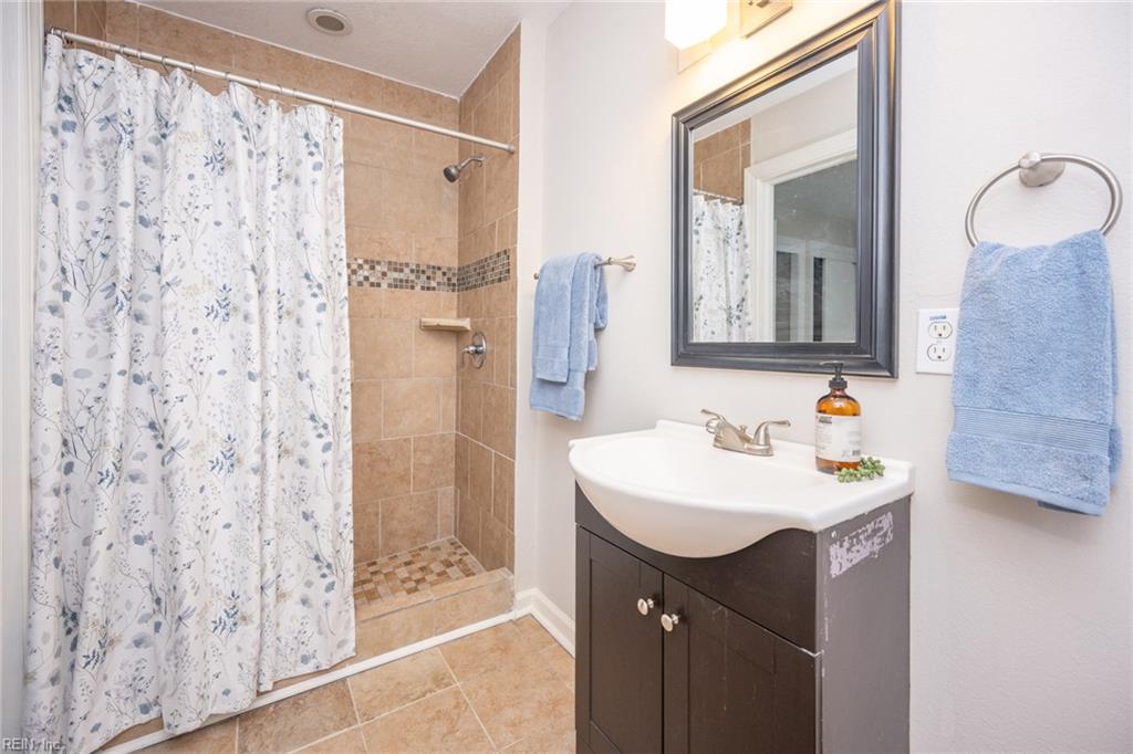 5728 Azalea Garden RD