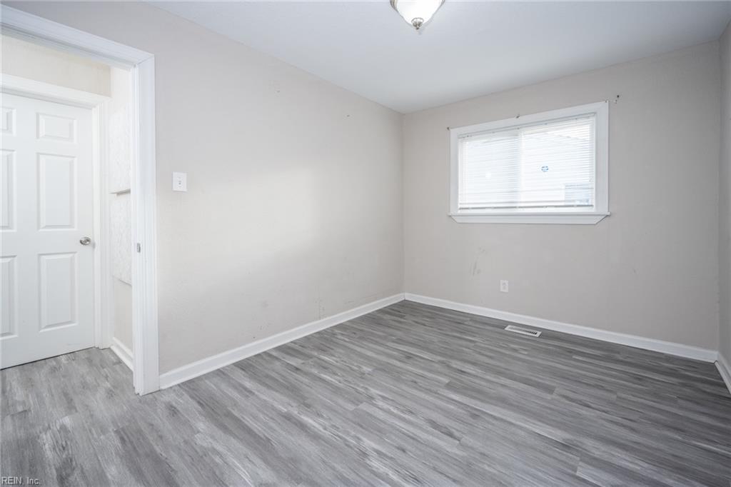 5728 Azalea Garden RD