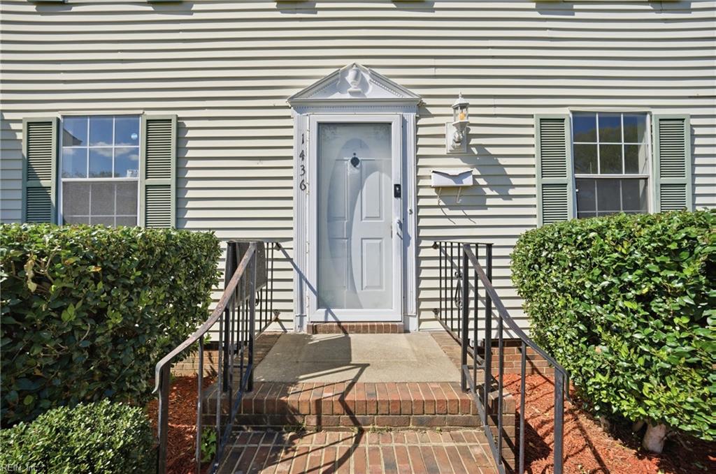 1436 Arbor AVE