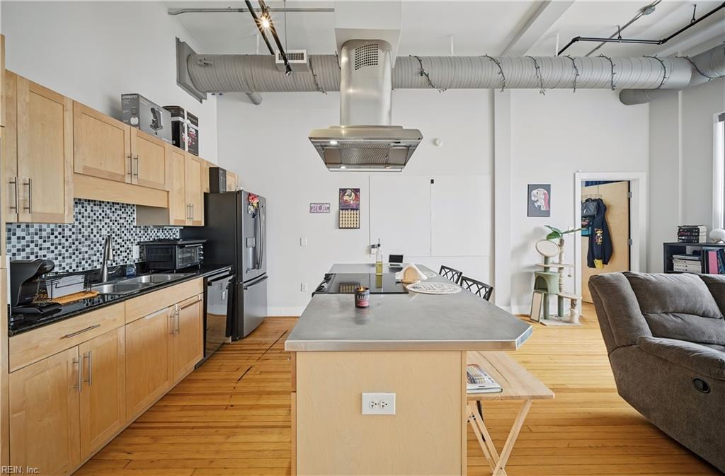 500 Granby ST 4A