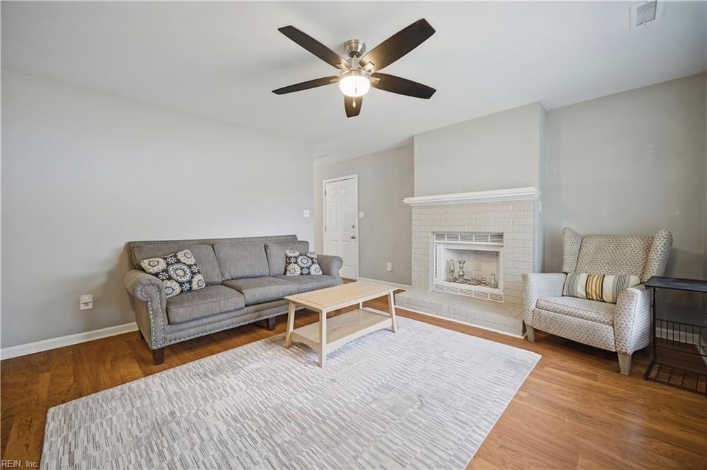 445 Glenrock RD