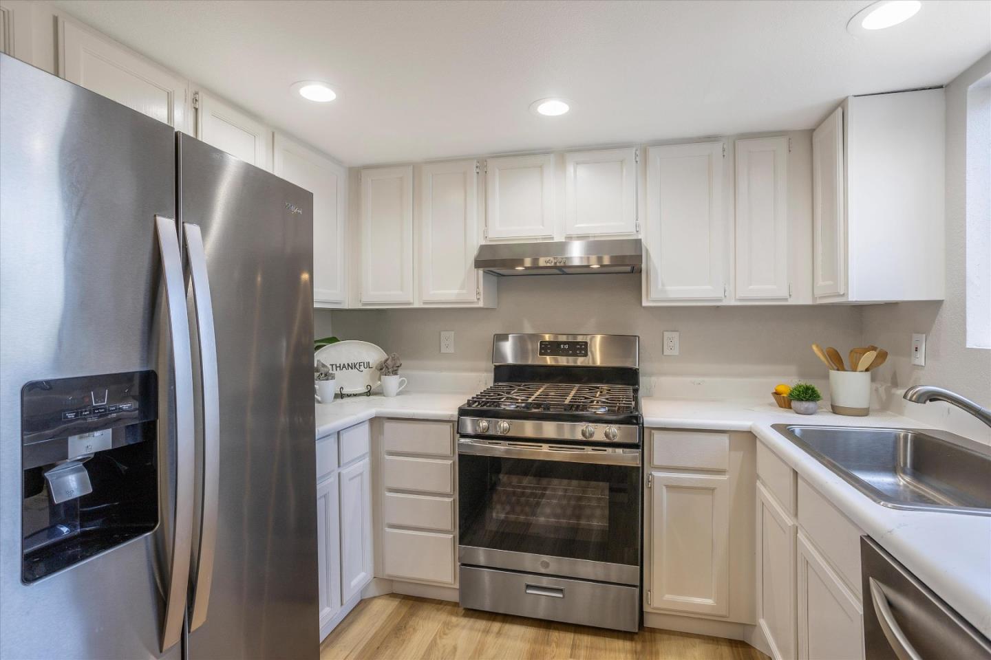 18565 Preservation CT