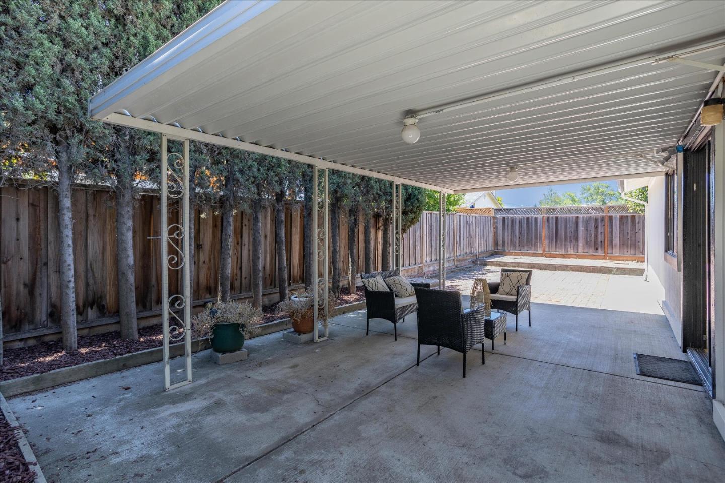 18565 Preservation CT