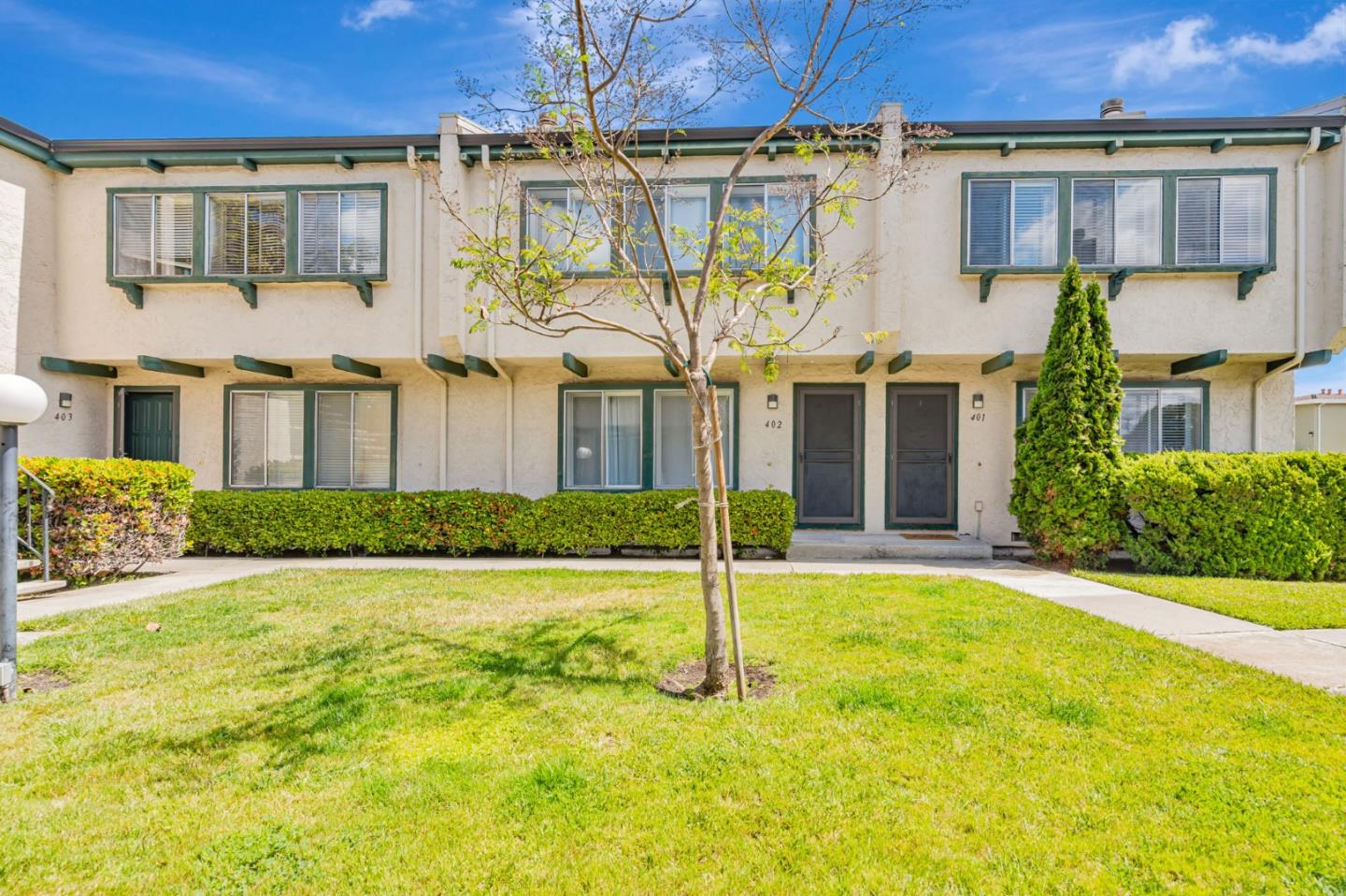 1031 Clyde AVE 401