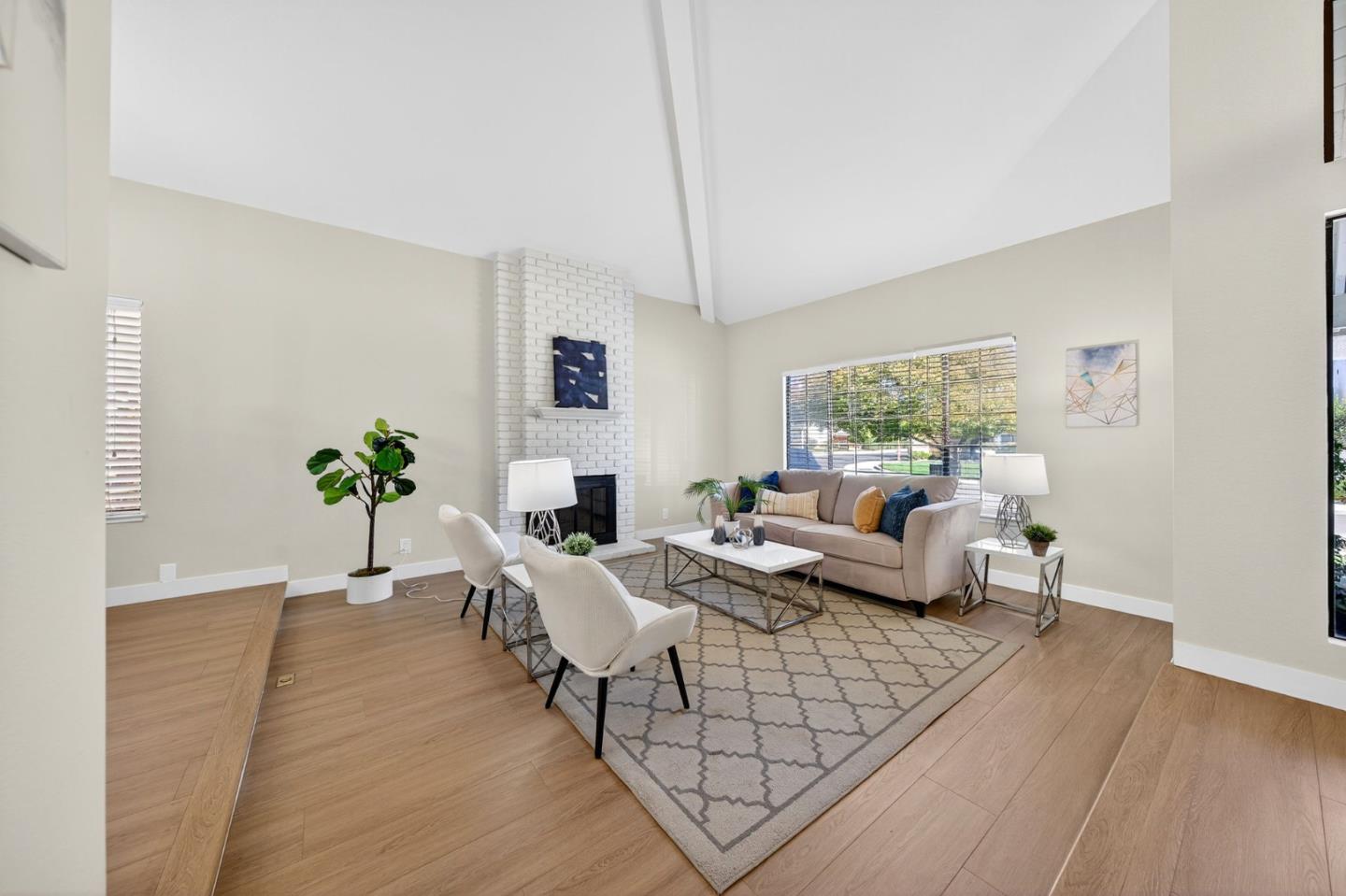 4315 Montmorency Court