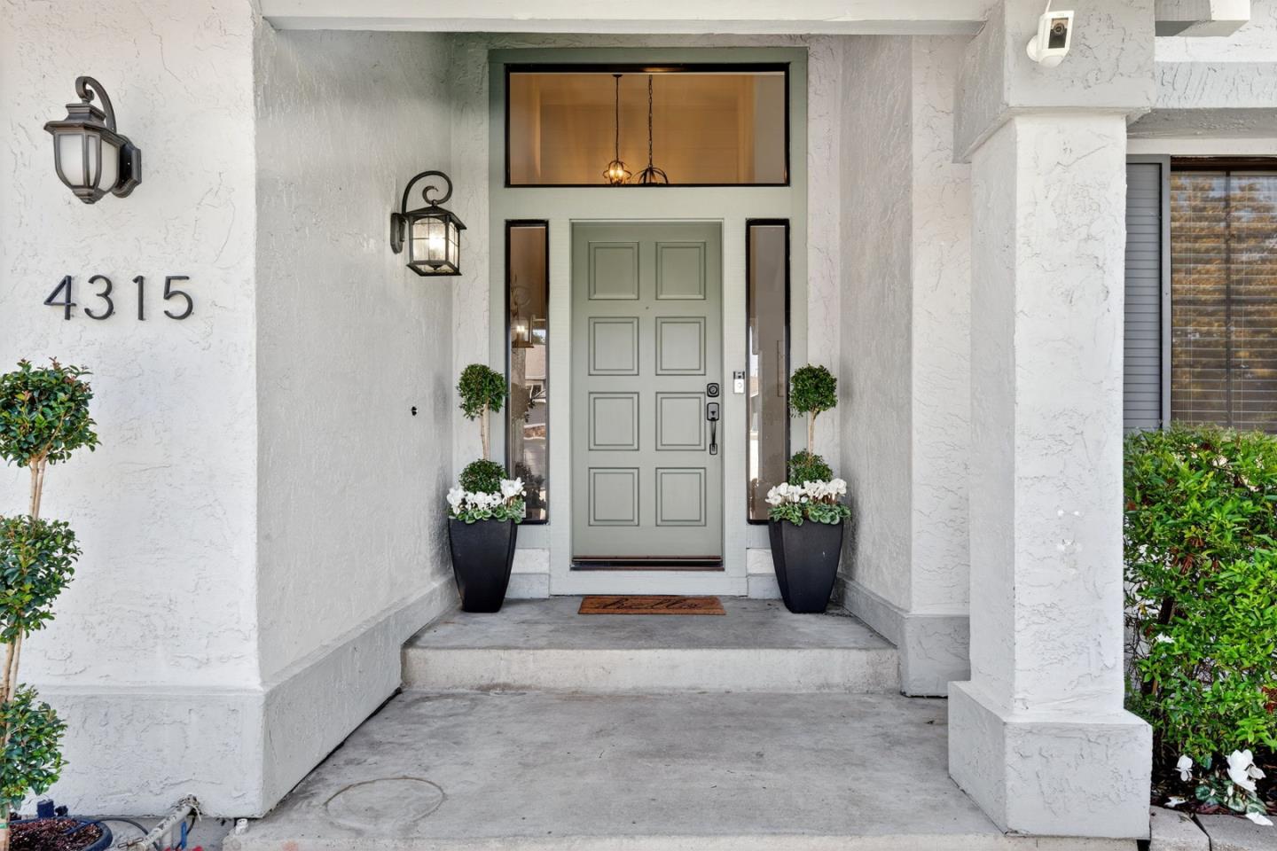 4315 Montmorency Court