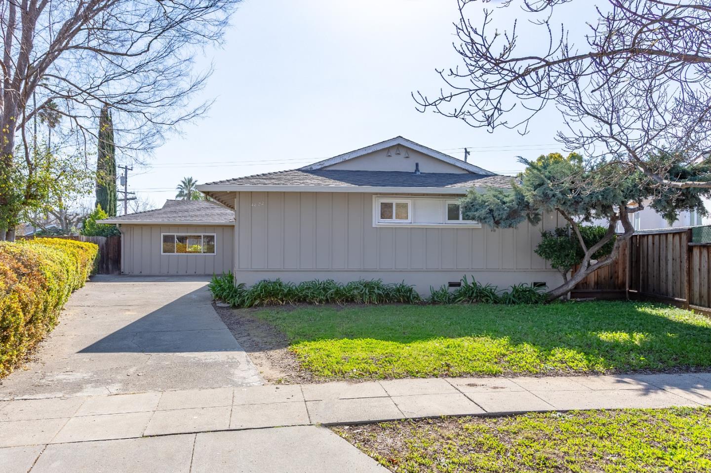 4822 Pepperwood Way