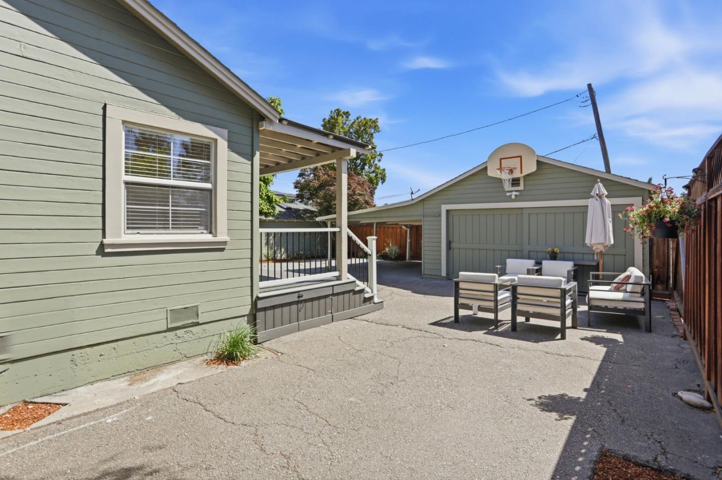 574 Rutland