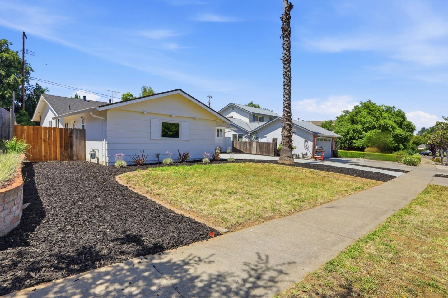 3927 Forestwood Drive