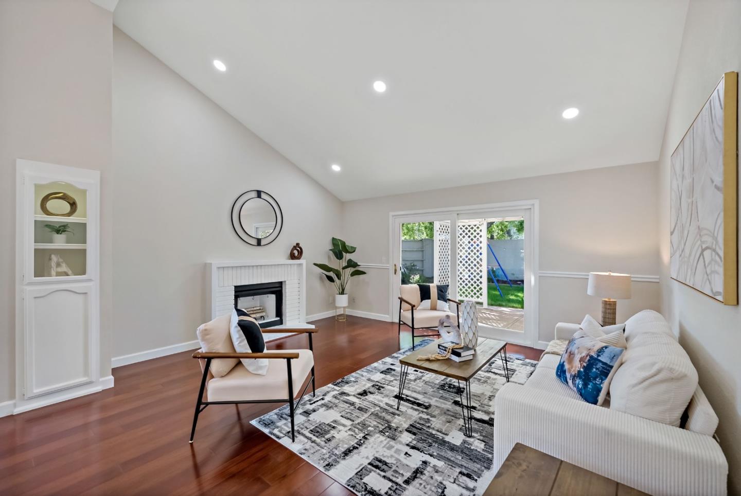 2380 Bayo Claros CIR
